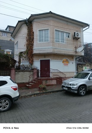 Продам особ 170 м² 2 этажа и цоколь  Білоусова 18 - фото 1
