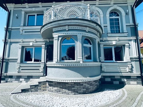 Продаж VIP будинку 5 хв від Г. Майдану Чернівці