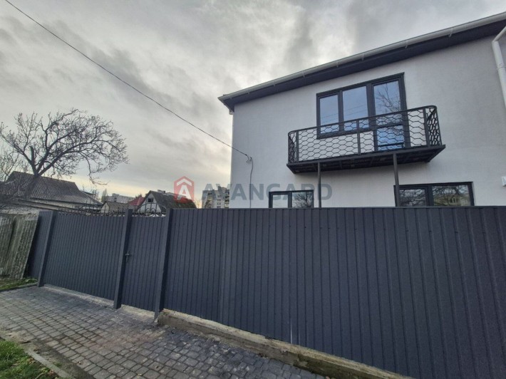 Продаж будинку з ремонтом / Є-відновлення - фото 1