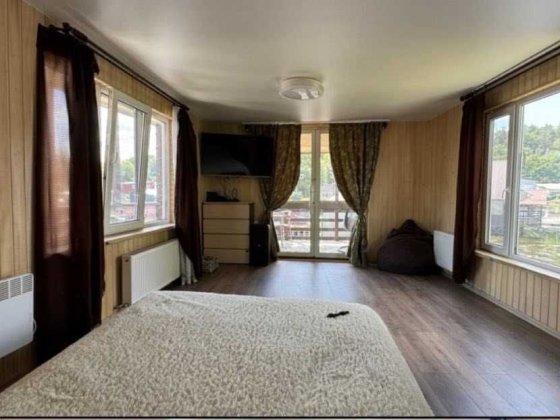 Будинок на березі Дніпра Черкассы