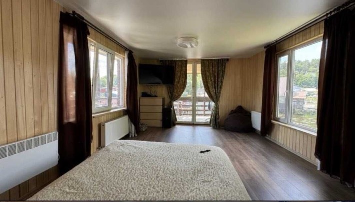 Будинок на березі Дніпра - фото 1