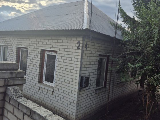 Продам 1/2 будиноку в гарному стані ВЛАСНИК Черкаси