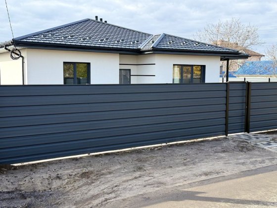 Новий будинок, щойно збудований єОселя. ГАЗ Черкассы