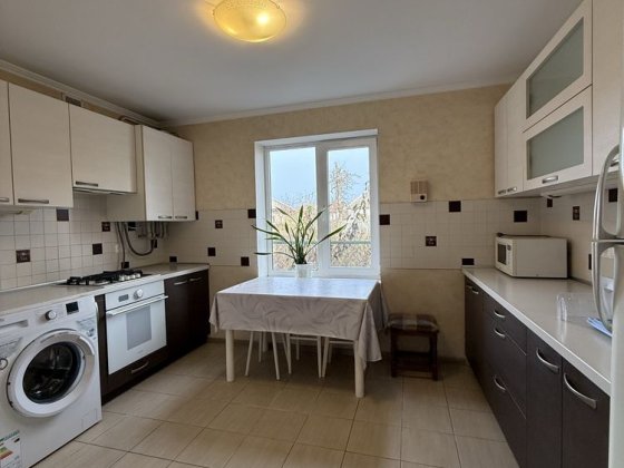 Продаж будинку Надбільна/Крилова. Казбет Черкаси