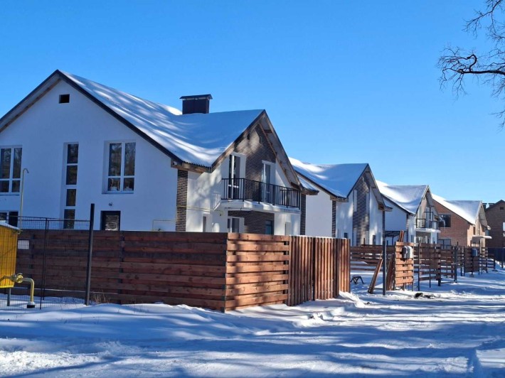 Будинок біля лісу. На стадії ремонту. - фото 1