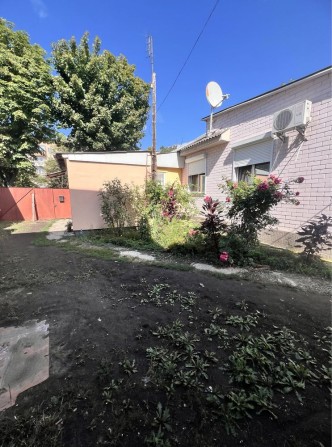 Продаж частини буд. для життя та під комерцію, б. Шевченка, р-н Сєдова - фото 1