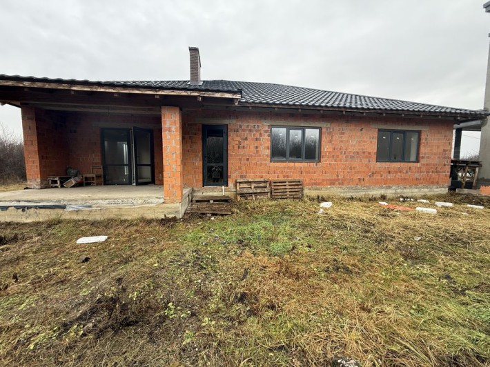 Продаж будинка в Ужгороді - фото 1