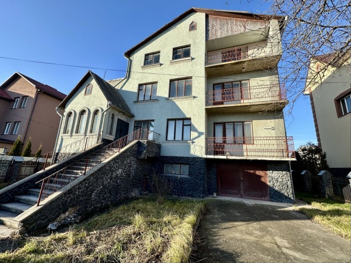 Будинок в місті, район Басів кут - фото 1