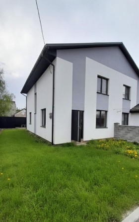 Продам Котедж в місті  ! - фото 1