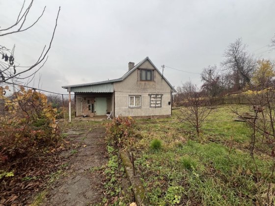 Будинок вулиця Снятинська Чернівці