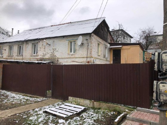 Продам часть дома, Киев, центр, отдельный вход с паркоместо. Киев