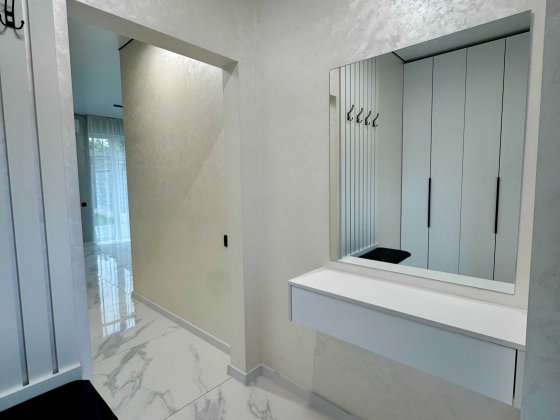 Котедж з ремонтом з супер локацією підходить під Є Оселю Ровно