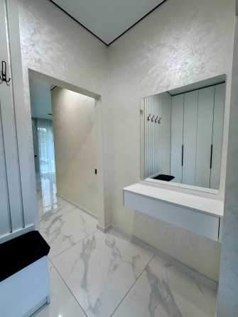 Котедж з ремонтом з супер локацією підходить під Є Оселю - фото 1