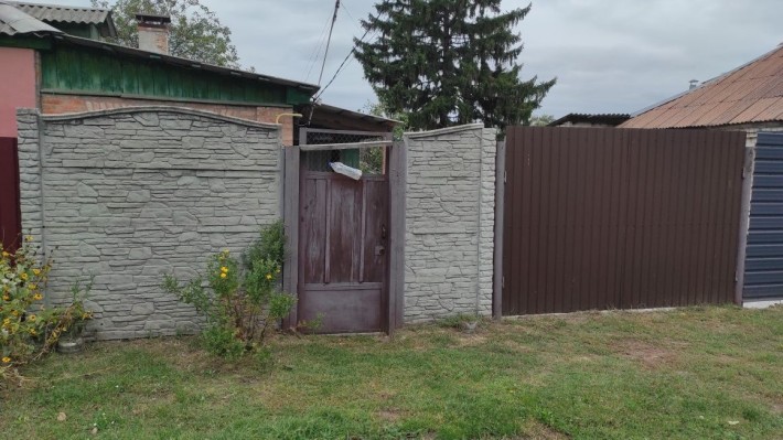 Продаж 1/2 будинку р-н опт.ринку - фото 1