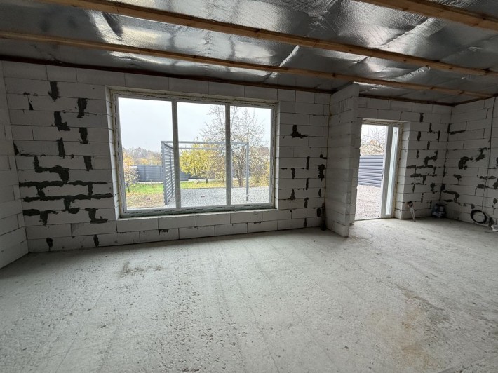 Новий будинок на Казбеті з газом в. Франка - фото 1