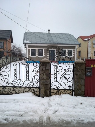 Продам будинок біля "Метро" - фото 1