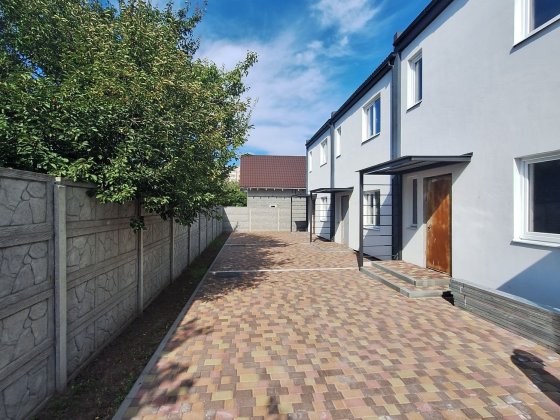 Терміновий Продаж 2-поверхового Таунхасу по вул.Зінченка Черкаси