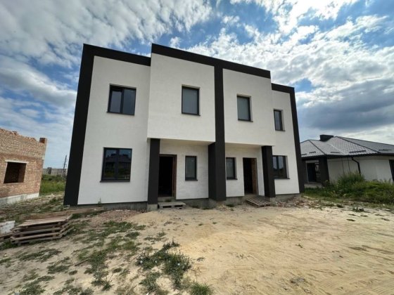 Котедж за 3 поліклінікою, найближчий до міста, по супер ціні! Ровно