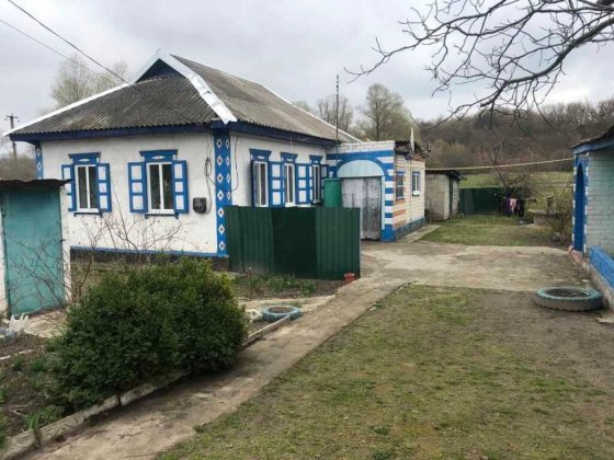 Продаж будинку на початку с. Кам'яні Потоки (сертифікат або субвенція) Кам'яні Потоки