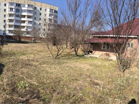 Частина будинку , земельна ділянка Костопіль