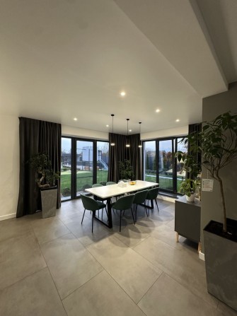 Продаж Будинку з меблями та технікою. ТЕПЛО ТА ВОДА ЦЕНТРАЛІЗОВАНІ. - фото 1