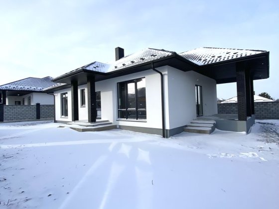 _Будинок майже місто Обарів