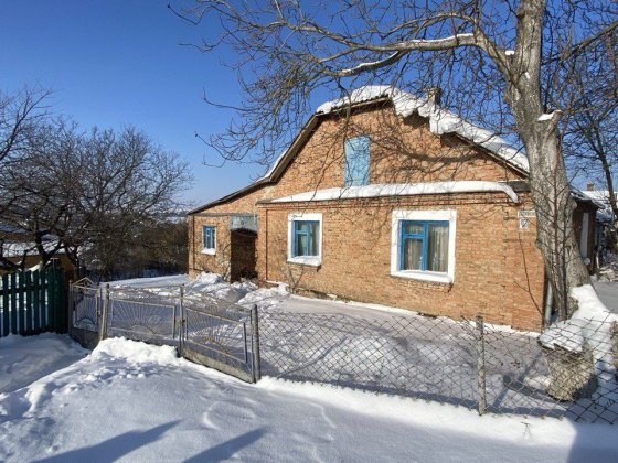 Цегляний газифікований будинок в с. Обарів Обаров