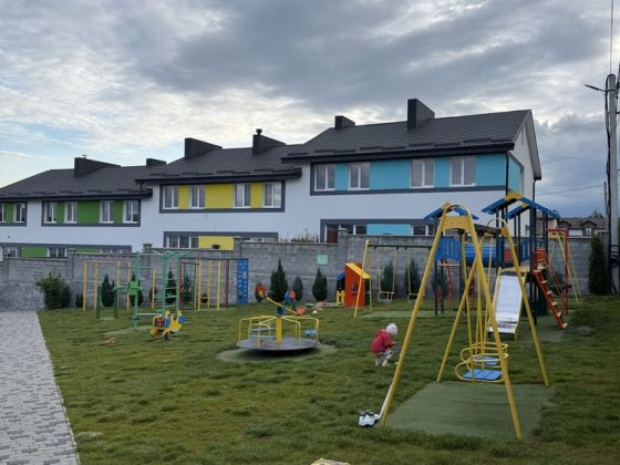 Продається котедж р-н Макарова Обарів