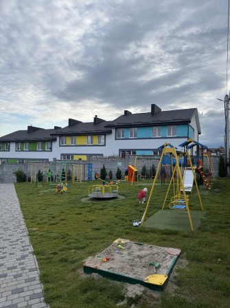 Продається котедж р-н Макарова - фото 1