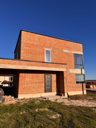 Продається двоповерховий будинок у с. Колоденка - фото 1