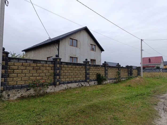 Продам будинок в Березному, по вул. Квітневій - фото 1