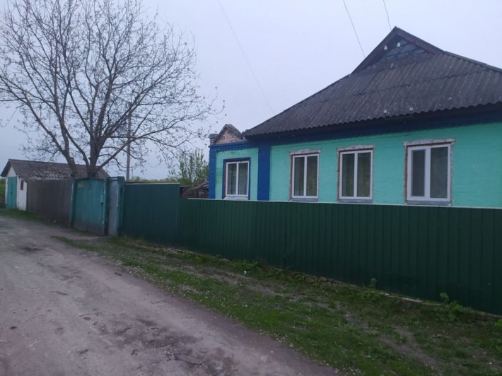 Будинок у м.Буринь, житловий стан, газ, вода, ₴11999(торг) - фото 1