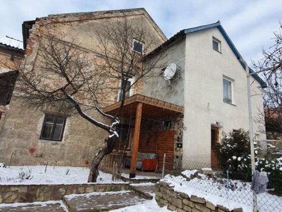 Терміново продам будинок + в подарунок дача Чертков