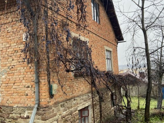 Продається половина будинку! Теребовля