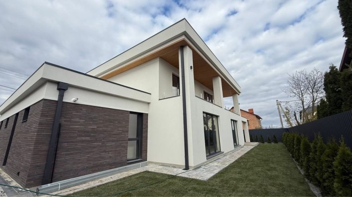 Продається будинок, поблизу ТЦ Подоляни - фото 1