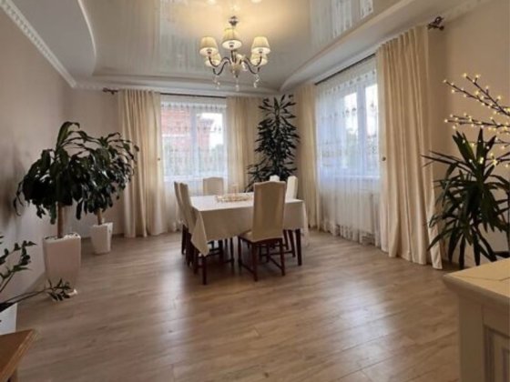 Продається будинок в передмісті Тернополя Смиківці