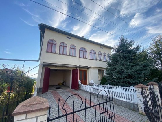 Великий Будинок у Заліщиках Заліщики