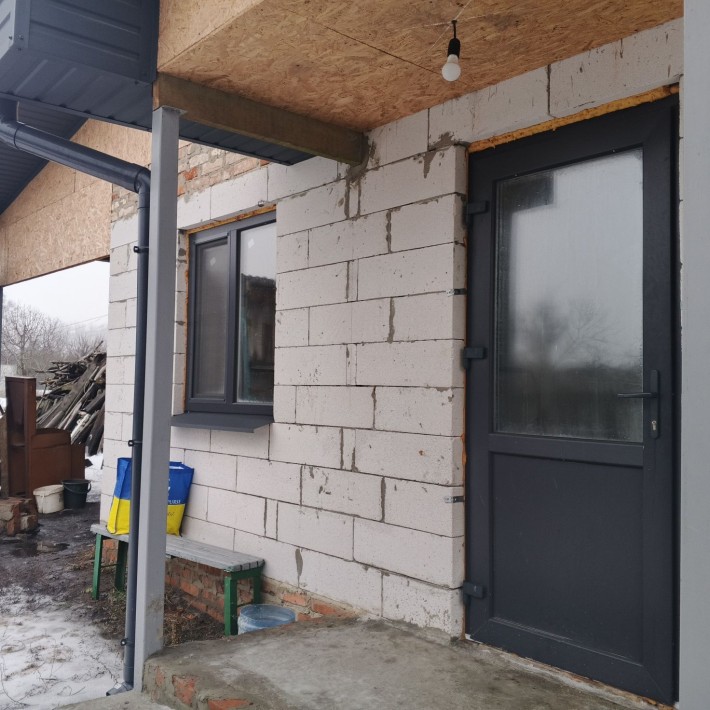 Продаю коттедж в центре г.Новая Водолага - фото 1