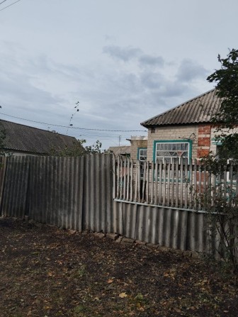 Продам дом в Нововодолажском районе  с Просяное - фото 1