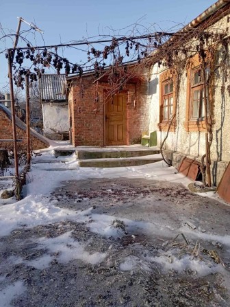 Продається газифікований будинок по вул.О.Пчілки, раніше вул.Уріцького - фото 1