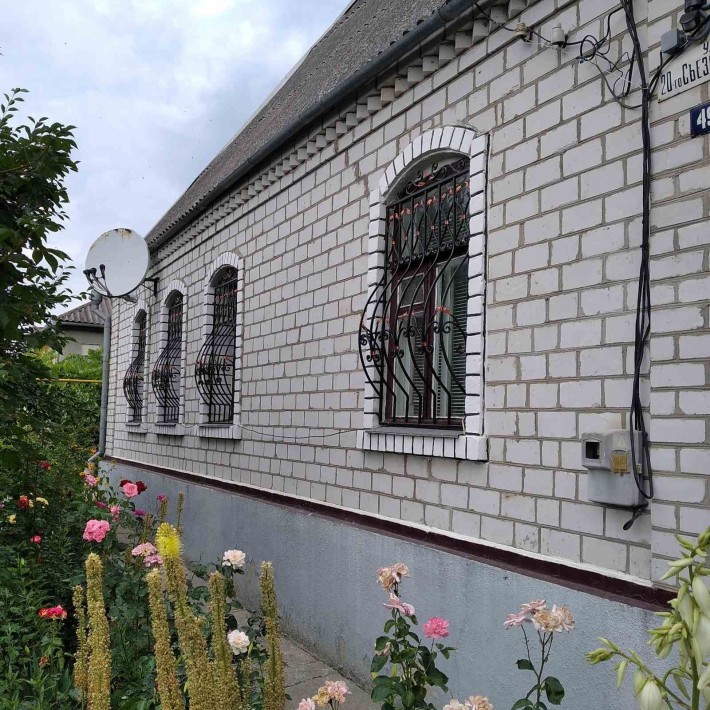 Продам будинок м. Первомайск Вул. Василя Вишиванного р-он Цукрового - фото 1