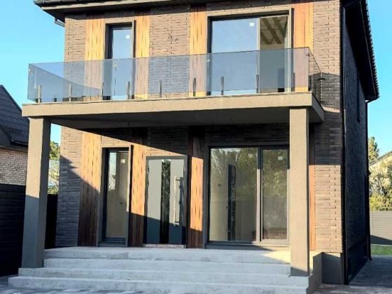 Без комісії, будинок 210м², під чистове оздоблення, 4 сотки, підвал Киев