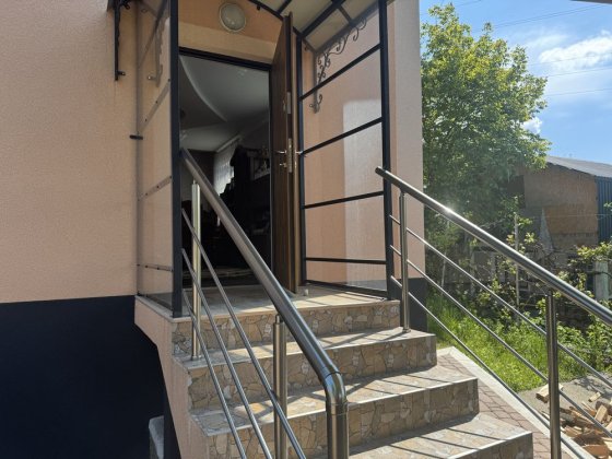 Продам будинок вул. Степового Чернівці