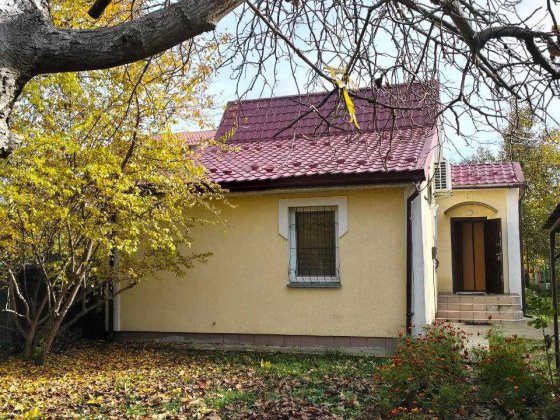 Продам будинок Оболонський р-н Міністерське озеро від власника Киев