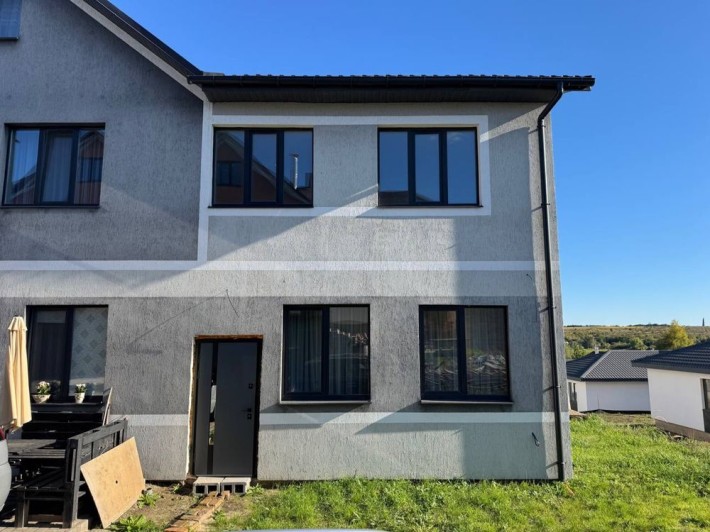 Продам котедж з ремонтом р-н Райський сад - фото 1