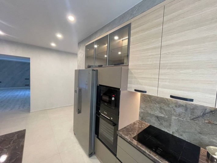 Просторий будинок, з великою земельною ділянкою, дмитро - фото 1