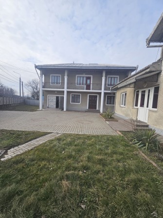 Продаж  двох  будинків  Чернівці - фото 1