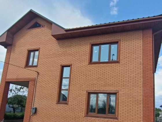 Продаж добротного будинку Черкаси