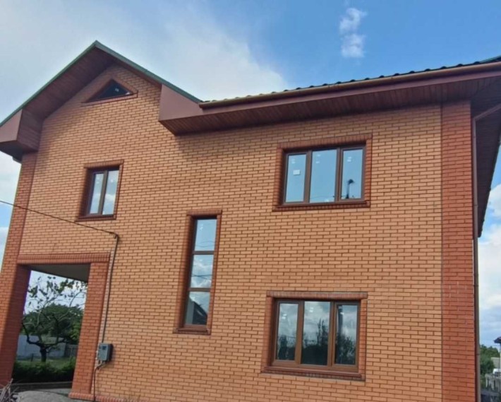 Продаж добротного будинку - фото 1