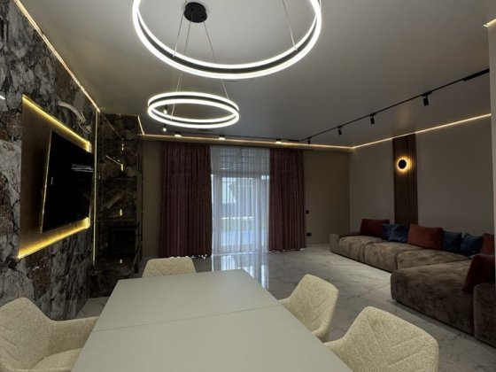 Продаж будинку / таунхауса. Площа 142 м2 Ужгород